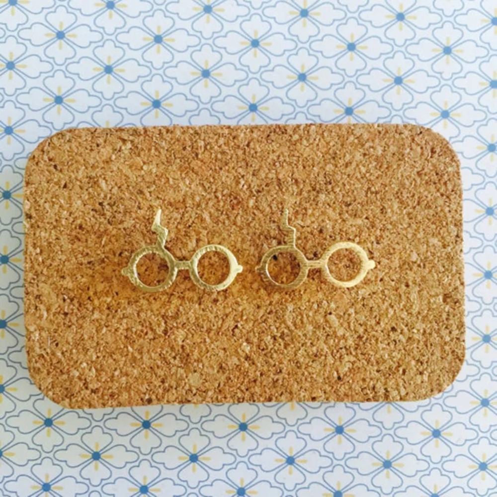 4/$25 Gold Harry Potter Studs